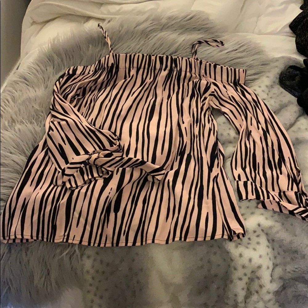 Off the shoulder Ella moss long sleeve